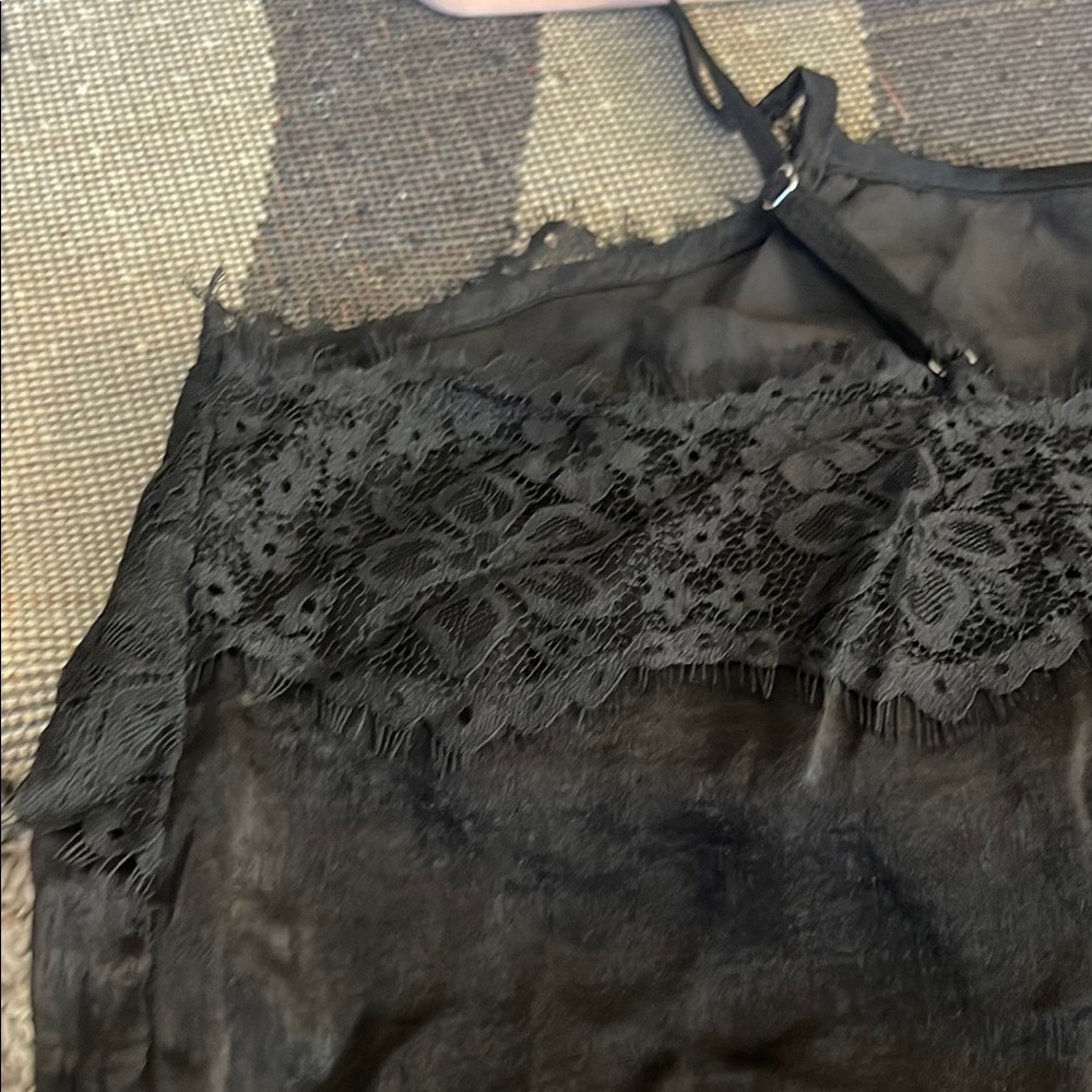 Forever 21 Black Satin Lace Cami - Picture 9 of 13